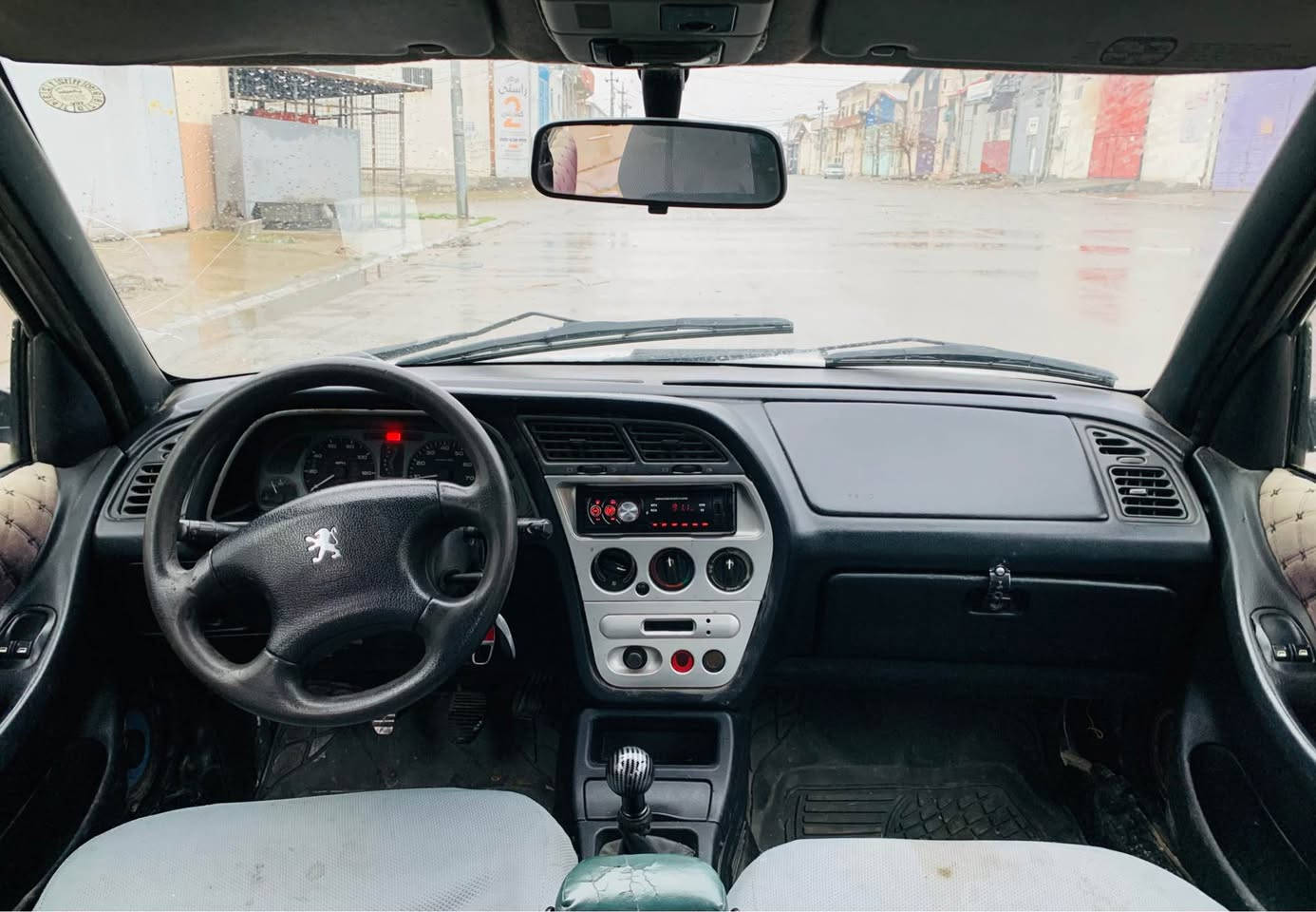 *********** موديل 2001 ئارم بلاستيك سليماني بةشةرتي ئارم ئةوةليات براوة نةبيت كيرو مكينة بةشةرت بيشو دواي توندو تولة كارةباي هةمو ئيش ئةكات تايةي تازةية دةعمو ليدراوي هيج نية جام كارةبا قفل مركزي سيارةيةكي زور ريكو بيكة سعر ٢٦ معاملة لة سليمانيم *********** السليمانية, العراق
