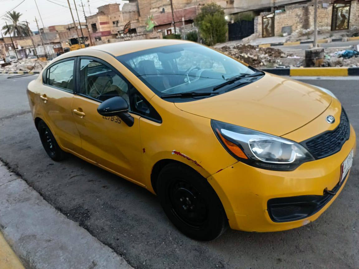 كيا ريو 2013 وارد امريكي
تحكم استيرن
كورس سرعه
مري كهرباء 
شاشه 
كيج حماوه ديجتال
لايت زينون
السياره جاهزه
سنويه لل29
السعر 76
مكاني بغداد قضاء الحسينيه
***********
