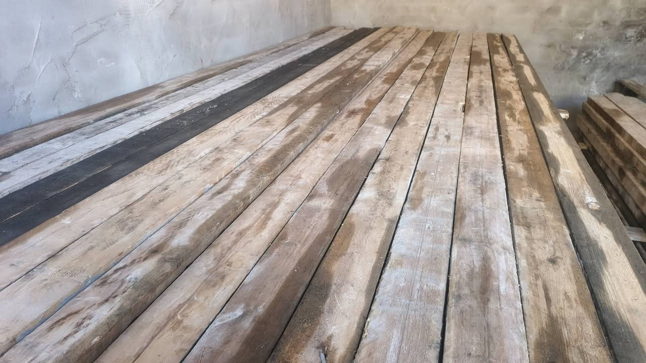 قالب خشب روسي تارس للبيع
العدد 24مكعب يدك مساحة 500متر كامل

في بابل حلة للاستفسار الاتصال ***********
