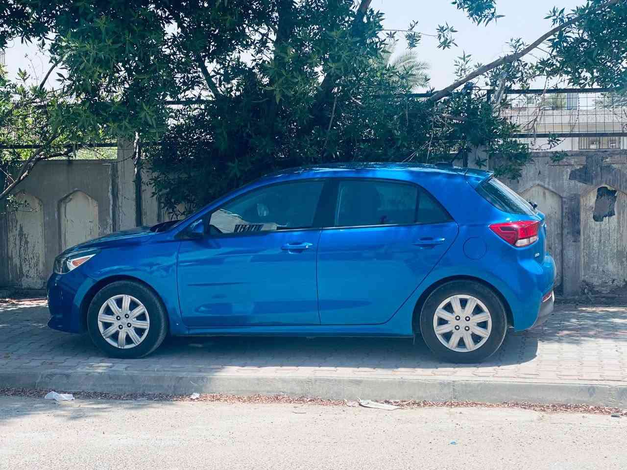 كيا ريو 2021 s وارد اميركي  
هاج باك الشكل الجديد 

￼محرك 1600  

ماشية 11 ميل 

حادثة دعاميه اماميه صبغ فقط 

شاشة كبيرة
 
بلوتوث 

Carplay

كامره

 خلفيه
 
مانع انزلاق   

ويل كب 

تحكم 

كروس سرعة  

كشنات مخمل 

كشن خلفي قلاب 

تدفئة و تبريد خير من الله 
 

السعر 112 وبية مجال للطيبين

السياره مكانه بغداد العامريه

***********
