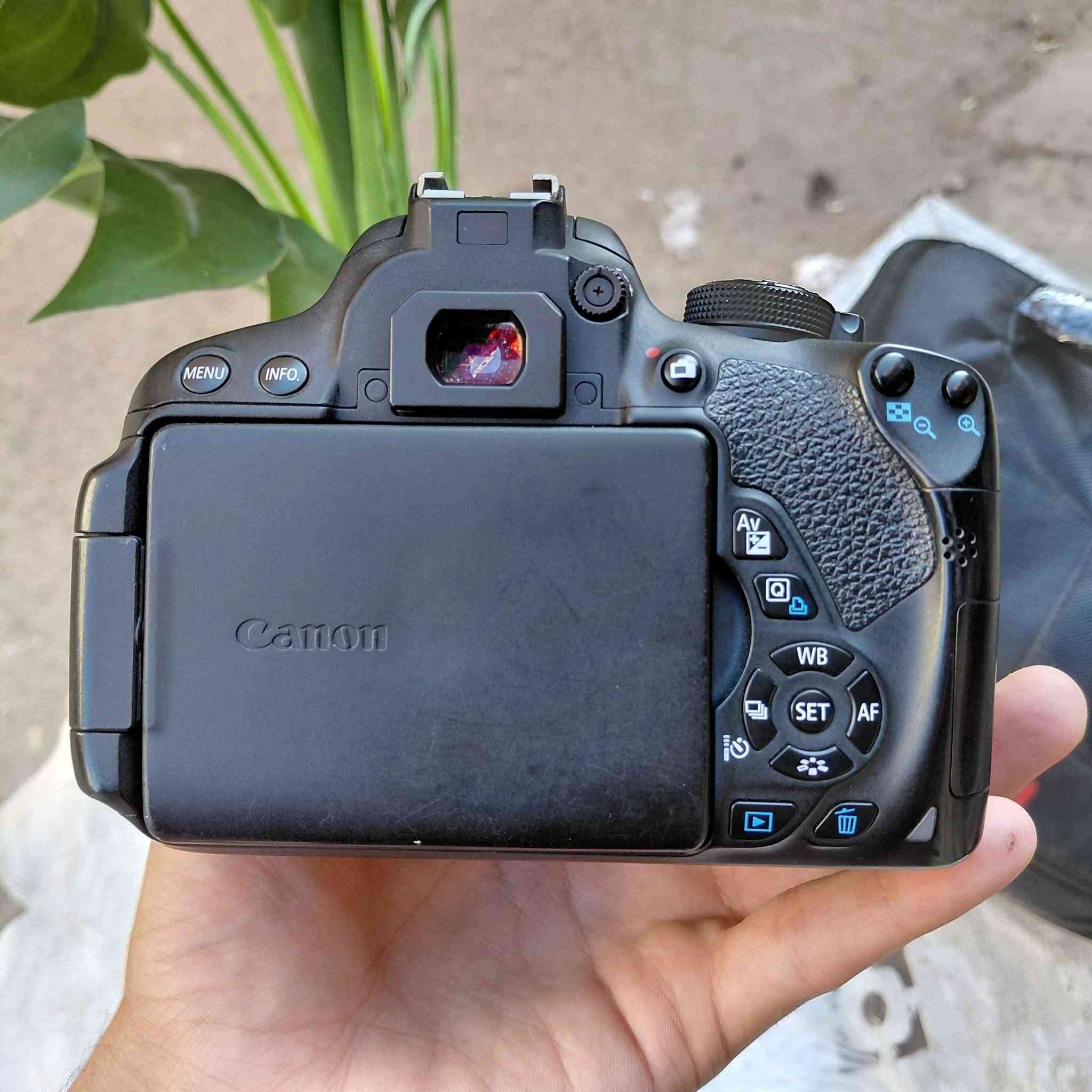 Canon 700D
Lens 35_80
Shutter 10k 
كرتون .
حزام .
 شاحن.
البطاريه .
الوصله.
للتواصل 011 16147021 
ومتاح جميع انواع كاميرات 
وربنا يبارك لصاحب نصيب مركز القناطر الخيريه, القليوبية


**إذا كنت صاحب هذا الإعلان وتريد حذفه لأي سبب، رجاءا أرسل رسالة إلى الدعم الفني**