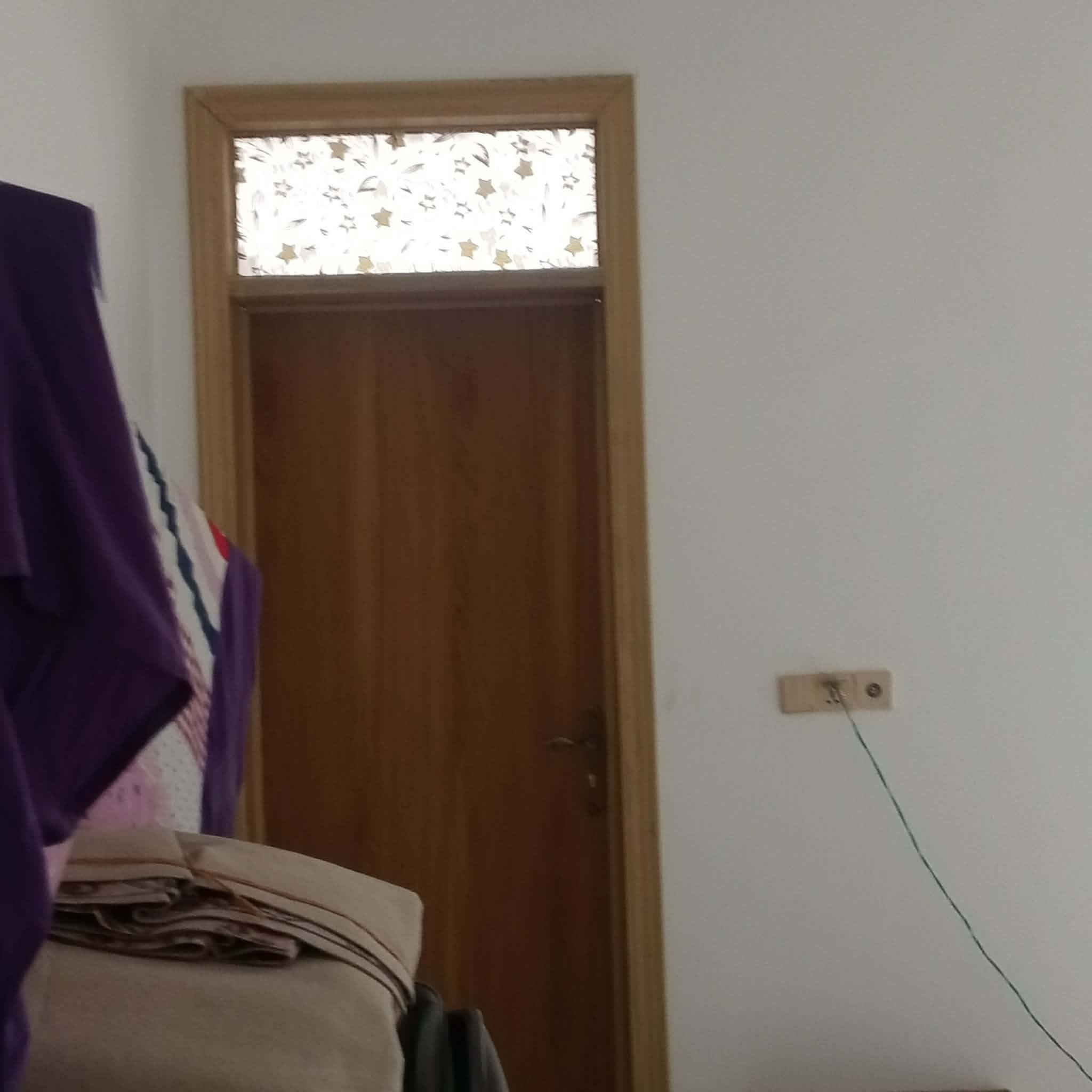 بيت للبيع .عندي بيت ١٥٠م طابو زراعي واجه ٥م نزال ٣٠ م بالبكرلي نهاية شارع الطوارئ.مدخل شارع العبودية بس على اليمين .الفرع الي خلف مديرية النجدة .اريد ابيعه واحصل بمكانه اقرب قطعة ممكنة ٢٠٠ فأكثر وانت متفضل مولاي .راح ارسلك صور البيت .طبعا البيت طابو زراعي سند ٢٥ رقم *********** رقم ***********

