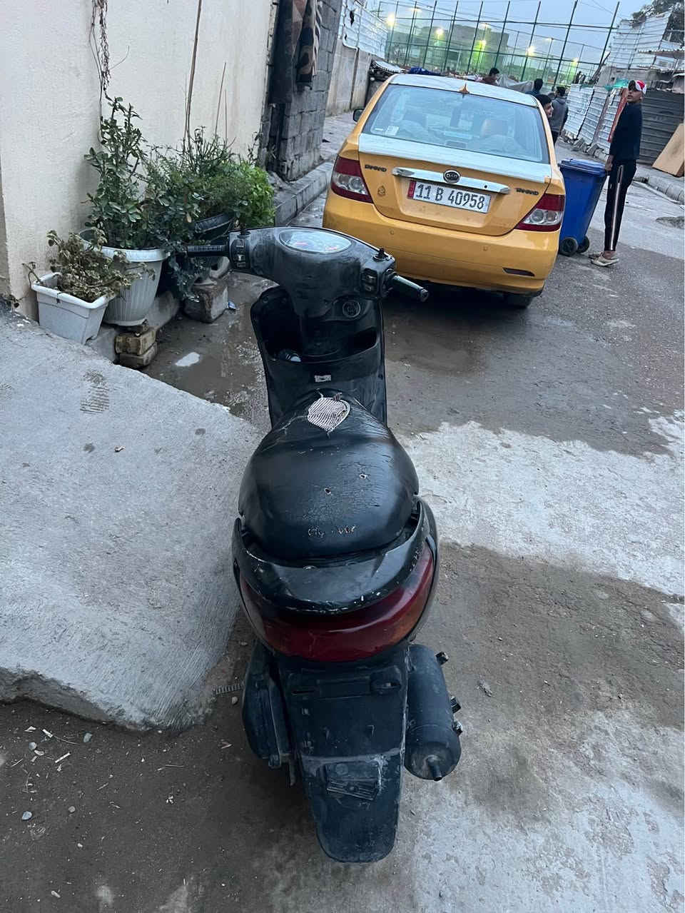 مستعجل بيع مكاني بغداد السعر 400 قفل متوفر فقط هاتف*********** Colombo, Sri Lanka
