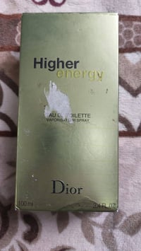 عطر ديور • قليل الاستخدام • الحلة