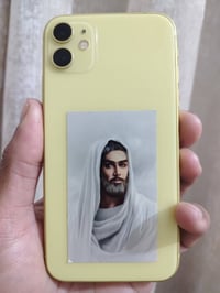 آيفون ١١ • ٦٤ • شاشه مكسره