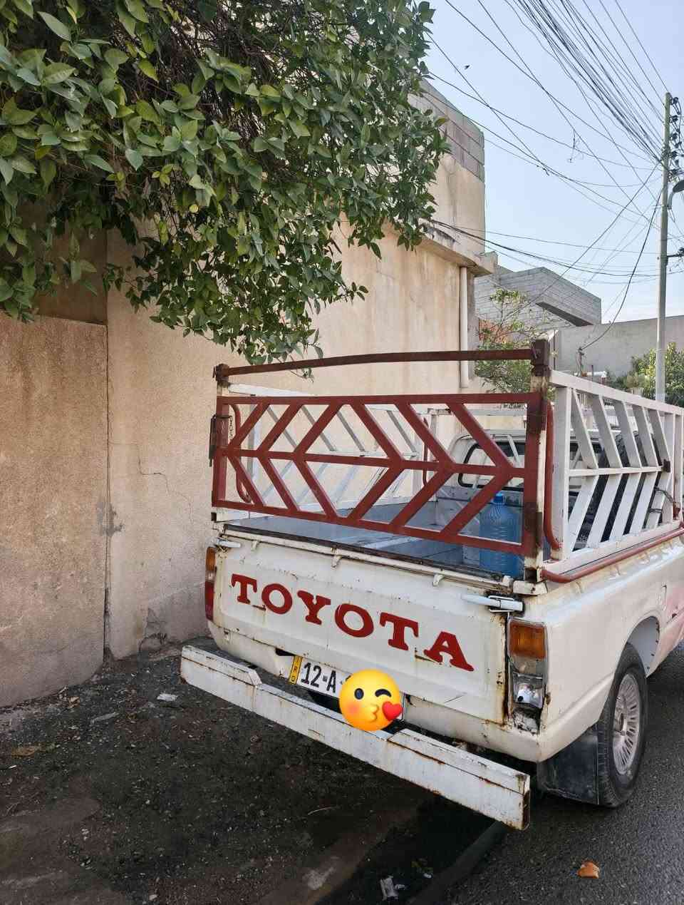 السلام عليكم
بيكم 80 لبيع شرط التحويل
  رقم دولي اصطاب دسك محرك كير نظيف  كابون  بانزين بيه بس ورقي متوقف    
السعر . 33 
رقم الموبايل . ***********
