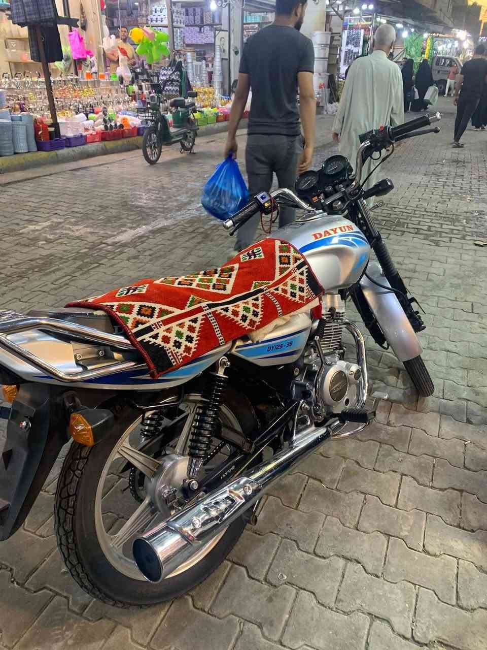 مراوس عضم وكيلها ثامر موديل 23بنفخ بنفسجي سمائي واذا انضف من دراجتي تنطي فرق


**إذا كنت صاحب هذا الإعلان وتريد حذفه لأي سبب، رجاءا أرسل رسالة إلى الدعم الفني**
