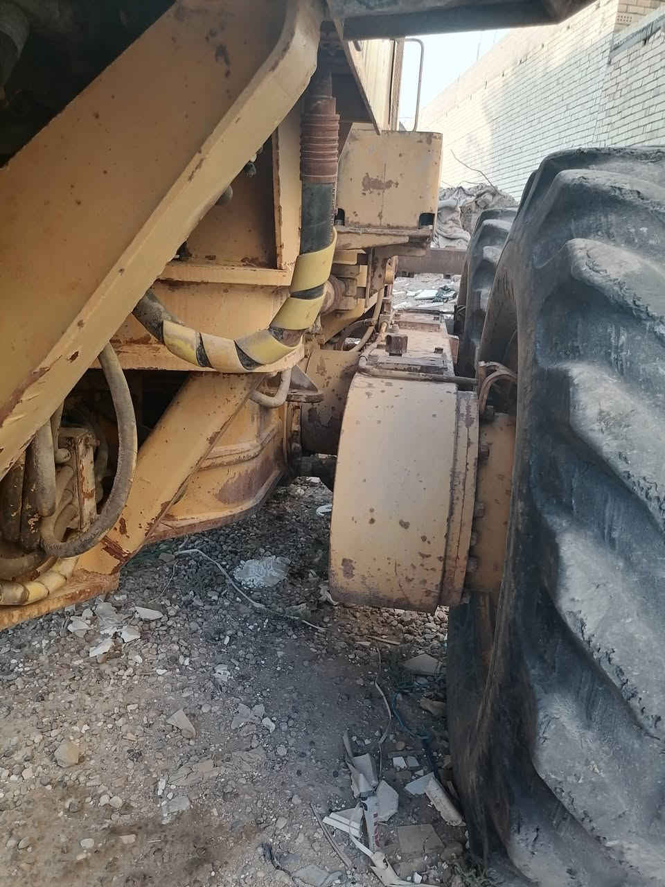 مكينه كريدر كتر بلادية نظيفة وجاهزة للعمل للبيع موديل (79) نوع G12 رقم واسط سنوية مجددة لسنة 29 تحويل باسم المشتري للاستفسار  الاتصال على الارقام  ***********
***********
