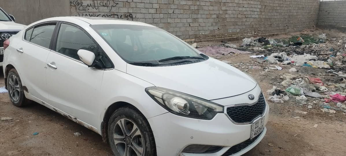 سيراتو 15بغداد نگليزي فول بصمه
مكفوله بس العتب ماشيه 180
سعره 125


**إذا كنت صاحب هذا الإعلان وتريد حذفه لأي سبب، رجاءا أرسل رسالة إلى الدعم الفني**