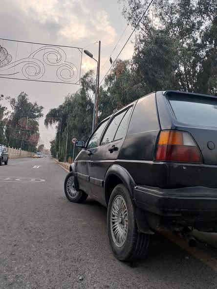 كولف للبيع موديل ٨٩ كوبون بانزين بيها محرك و كير شرط لا صرف ولا نفخ رقم الماني سنوية ١٩ ستيرن بور شرط التحويل مطوزه عام جمالية السعر ٢٥ و بي مجال قليل 
للاستفسار اكثر ***********
