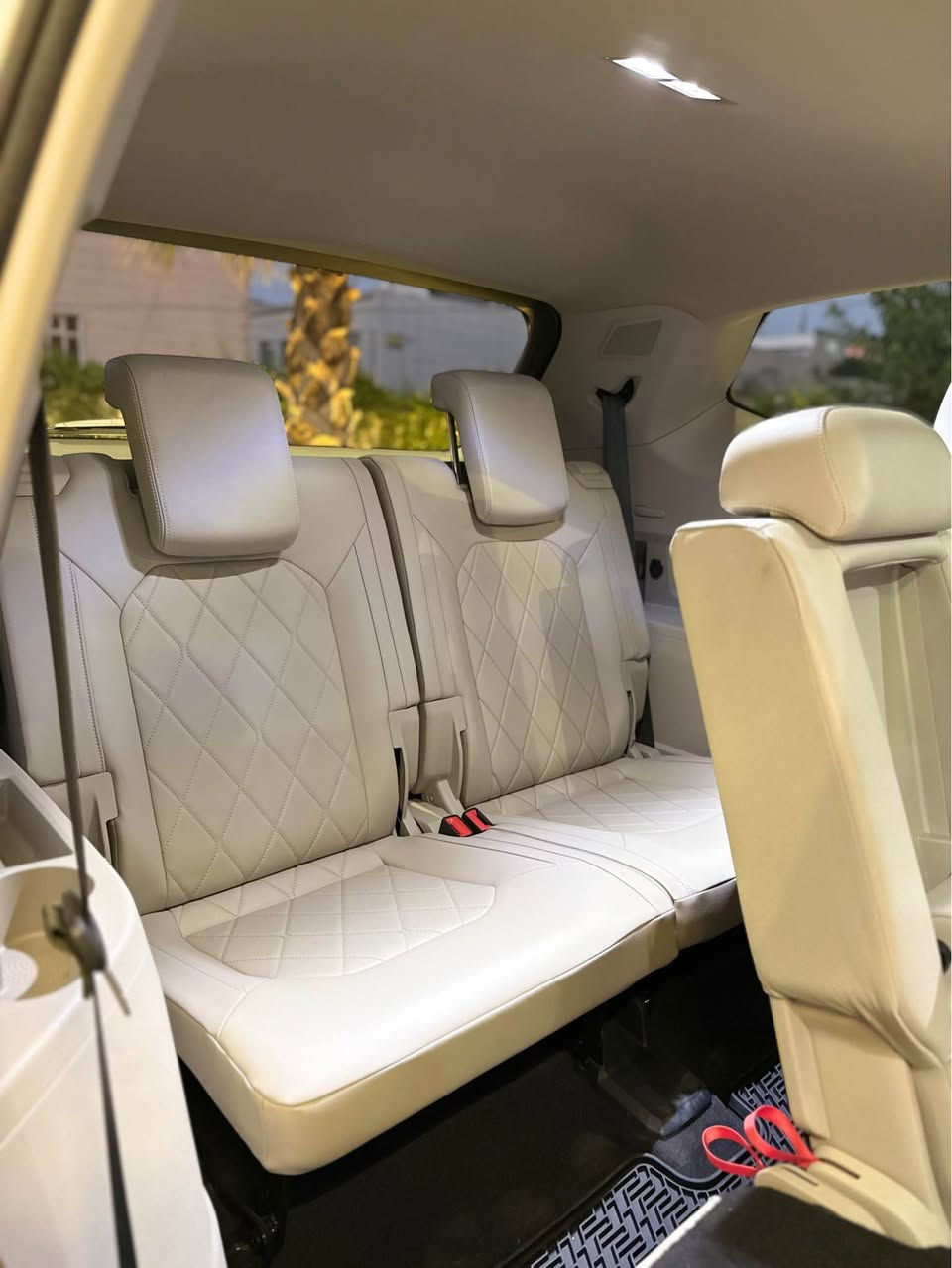 2024 VOLKSWAGEN ATLAS, SEL PREMIUM 
R-LINE
نرخ:٢٨٠$مجال$✅
ژم:***********
شوێن :سلێمانی

ڤۆلکسواگن ئەتڵەس SEL PREMIUM -R-LINE
ئەزیزان سەیارەکە نیو بۆنیت بۆیاخە 

مواسەفات :بەصمە-درگا بەصمە-برێک بصمە-شەغال پانۆراما-دەبڵ عەدەسە-سوکان هیتەر-کوشن ساردو گەرم
ئاوێنە کارەبا-تحدید سرعە-گێچ ئەلیکترۆنی-تبرید مرکزی
ئۆتۆ هۆلد-ڕاداری لاکان و ناوچەی کوێر-کامێرەی 360دەرجە
ناوسپی -کوشن جلد-کوشن غەزن-سنوق شەفت-
3ریز کوشن-شاشە گەورە کاميرە-Carplay
دەبڵ ئەکسل-مەکینە 20 turbo

ئەزیزان سەیارەکە ڕەقەم و سەنەوی ژینگەی تازەیە
بە ناوی خۆمەوەیە 
گێڕ و مەکینەی بەشەرت السليمانية, العراق
