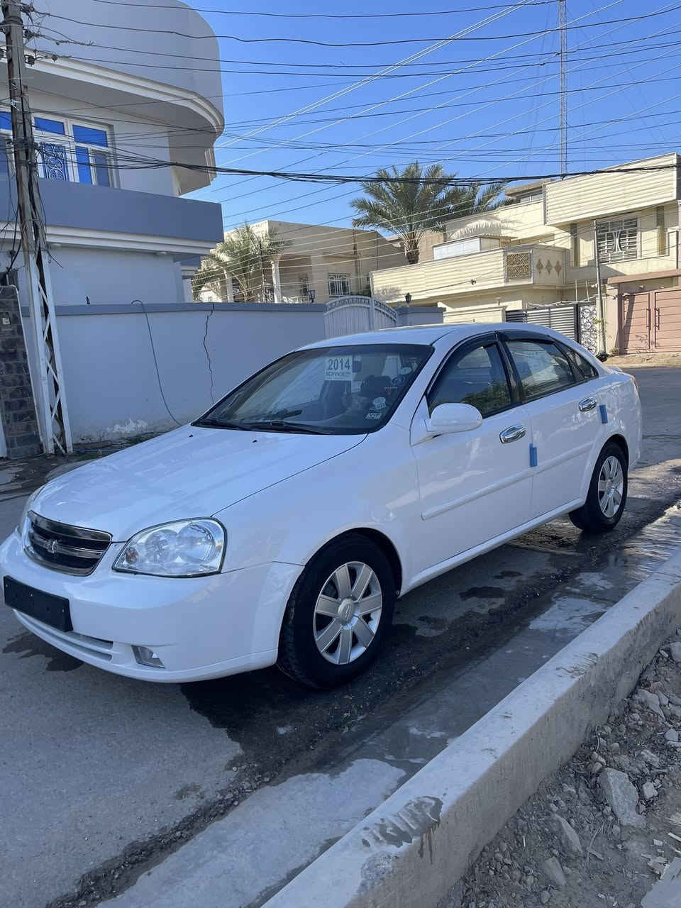 لبيع 2014 مال مزاد بدون رقم مصبوغه عام السعر60وبيها مجال***********
