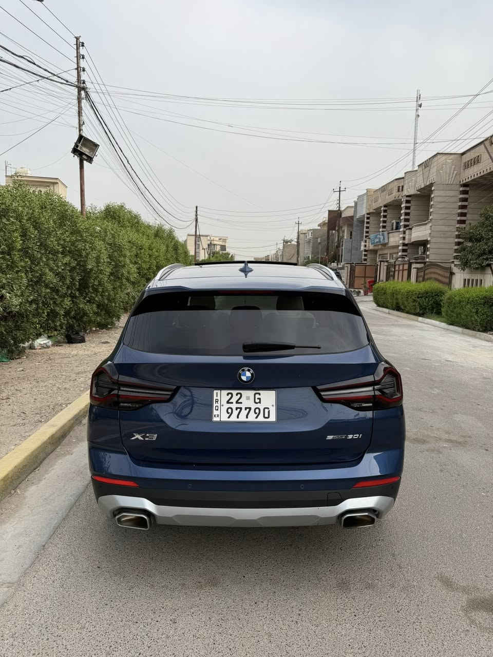 سلام عليكم BMW موديل 2022 X3
فول مواصفات ميحتاج اذكر مواصفاته رقم اربيل ماشية قليل سيارة جديدة جداً لون مميز بخري رقم شبه مميز صور حادث ورقم شاصي بل منشور اي استفسار حاظر اني *********** 
مكان سيارة بغداد السعر 275 وبيه مجال حك الجية
