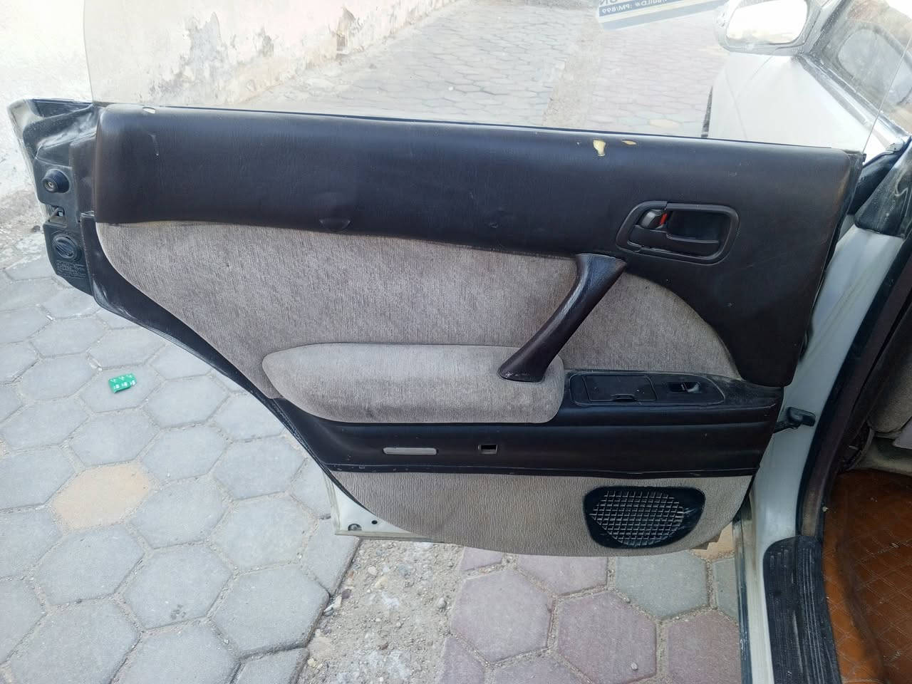 سلام عليكم سياره بطه للبيع
مديل 1992 
مكفوله من الكص ونقل جثه 
محرك 2500 
سنويه ب 2031 مشروع وطني 
رقم دولي نكليزي بسمي تحويل ثاني يوم 
سياره مكفوله 
السعر 48 للاتفسار ***********
