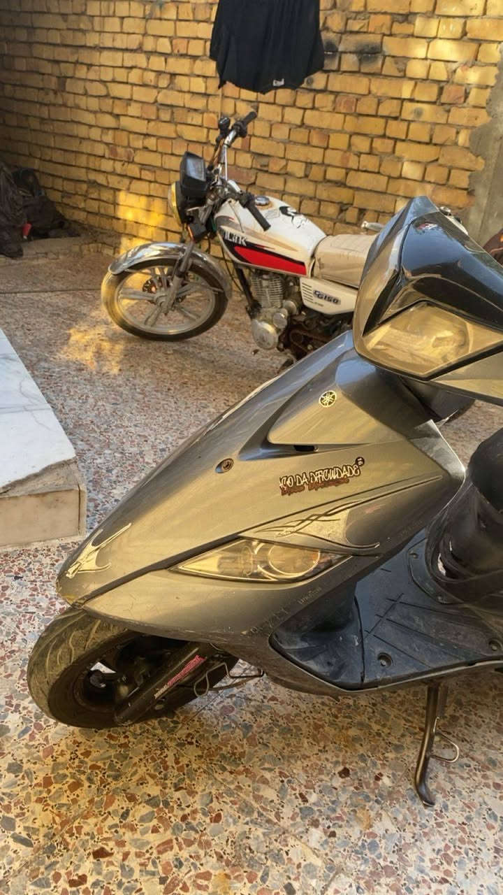 ثعلب للبيع مكينة نضيفة شغالة سلف وهندر نقصها بس كيج بانزين وكفراتها شوية تعبانة سعر 550وبيها مجال رقم ***********
