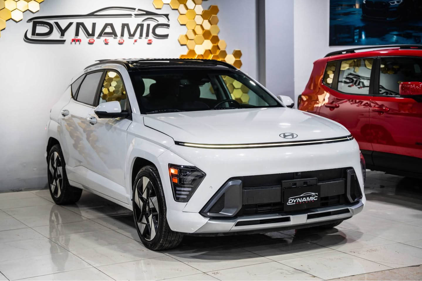 2024 HYUNDAI KONA, LIMITED 1.6TURBO 🔥🔥🔥
‏‎عدد الأميال : 23,000 ميل
الون/ رةنگ : ابيض
‎محرك/ مكينة :  4 سلندر توربو
‎مواصفات/ LİMİTED
‎صبغ /برياغ : 3قطعة  
سيارة رقم موقط / ژمارة كاتي
مكان اربيل شارع حديد و خشب  شركة دايناميك موتورز 
من 10 صباح الي 10 ليل مفتوع
‏‎من المعلومات الرجاء التصل علي وتساب                                                                                   *********** أربيل, العراق
