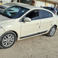 اخوان سياره رينو فلونس مديل 16 فول مكفوله السعر 68وبيها مجال  الرقم078...