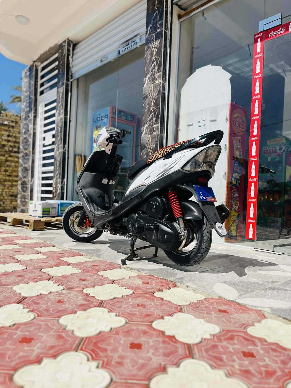 السلام عليكم للبيع دراجه ماكس بوشه 49بلادي لا تبخير لا تنقيص دراجه جديدا معنه كلمه تخم تاير جديد سلف هندر1 كشر نضيف مكاني حله شارع 100 متواجد وتساب تصال ***********
السعر600
