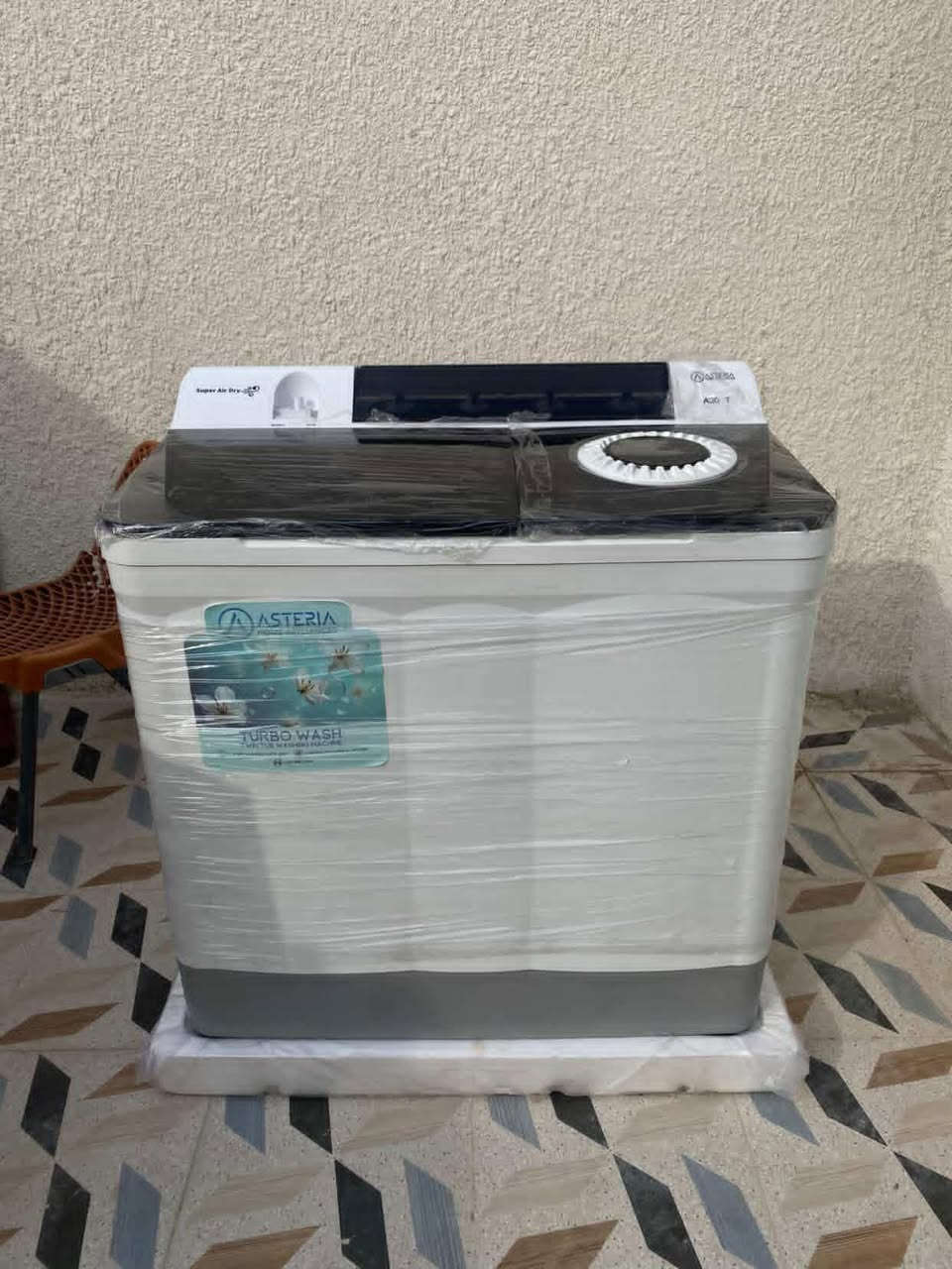 السلام عليكم
غسالة للبيع جديدة بالكارتونا ام الحوضين الحجم 32 كيلو السعر ب175

ميز طعام دائري ملكي 6 مقاعد قطر الميز 140 سانتيم السعر ب650

العنوان/ ديالى-الغالبية-سيف سعد قرب جامع سعد بن معاذ


**إذا كنت صاحب هذا الإعلان وتريد حذفه لأي سبب، رجاءا أرسل رسالة إلى الدعم الفني**