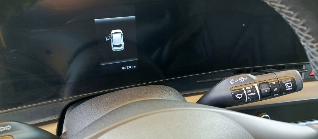 سيارة سبورتج ٢٣ حادث فقط بارد بالجاملغ حله تليفون ***********
