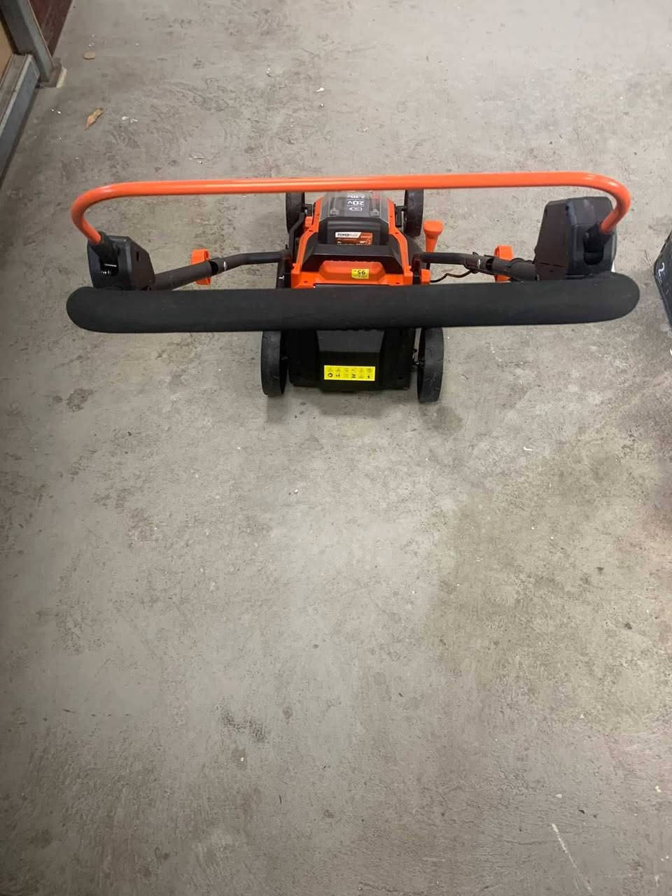 مكينة ثيل شحن برشلس بوربلاس بلجيكي اصلي شغال على فحص فارغ بدون بطاريه وشاحن
السعر 45 الف


**إذا كنت صاحب هذا الإعلان وتريد حذفه لأي سبب، رجاءا أرسل رسالة إلى الدعم الفني**