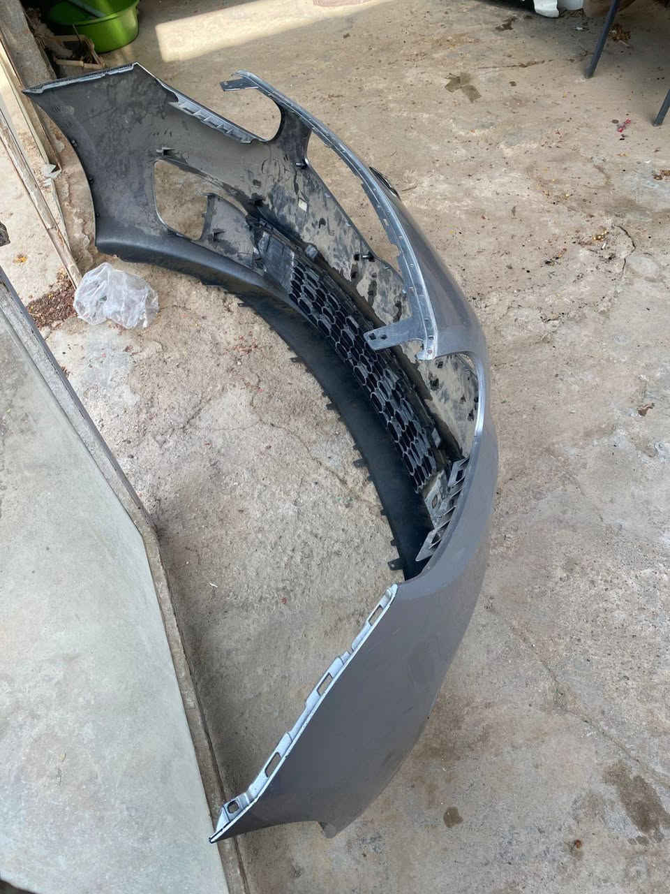 دعاميه كيا كارنز موديل ١٤ اصليه تفصيخ حاويه لون سلفر فقط نظافه 100٪
السعر نهائي 250 الف نقصها بس الشباك الفووك للتواصل وات ساب ***********
