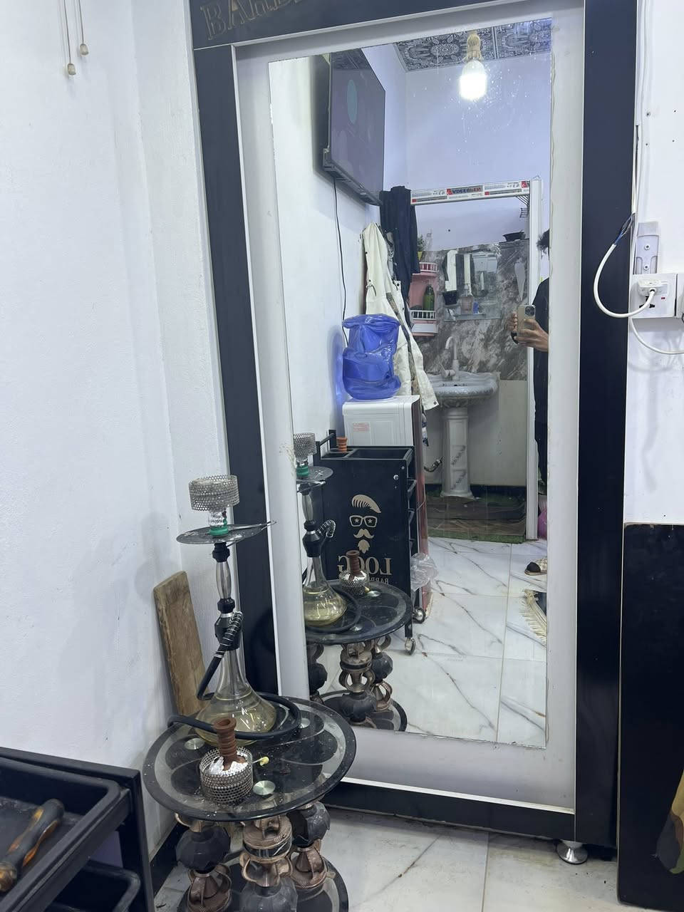 كرسي وعربانه ومرايه لبيع مكاني نجف حي نداء ***********
