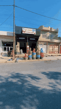 محل بنجرجي 
جهاز خالعا جديد 
جهاز بطل جديد 
جهاز كيج الكتروني جديد 
جهاز بلنص مديل قديم شرط 
جك هاوزن اثنين جديد 
غراض بنجر كامل 
من لزكات لحيم كامل 
جهاز جرخ كهرب جديد /هواء اهم موجود 
محل جديد نضيف 
كبر محل 5/5

تواصل ***********
***********
واتساب اثنيهم 
🫲
