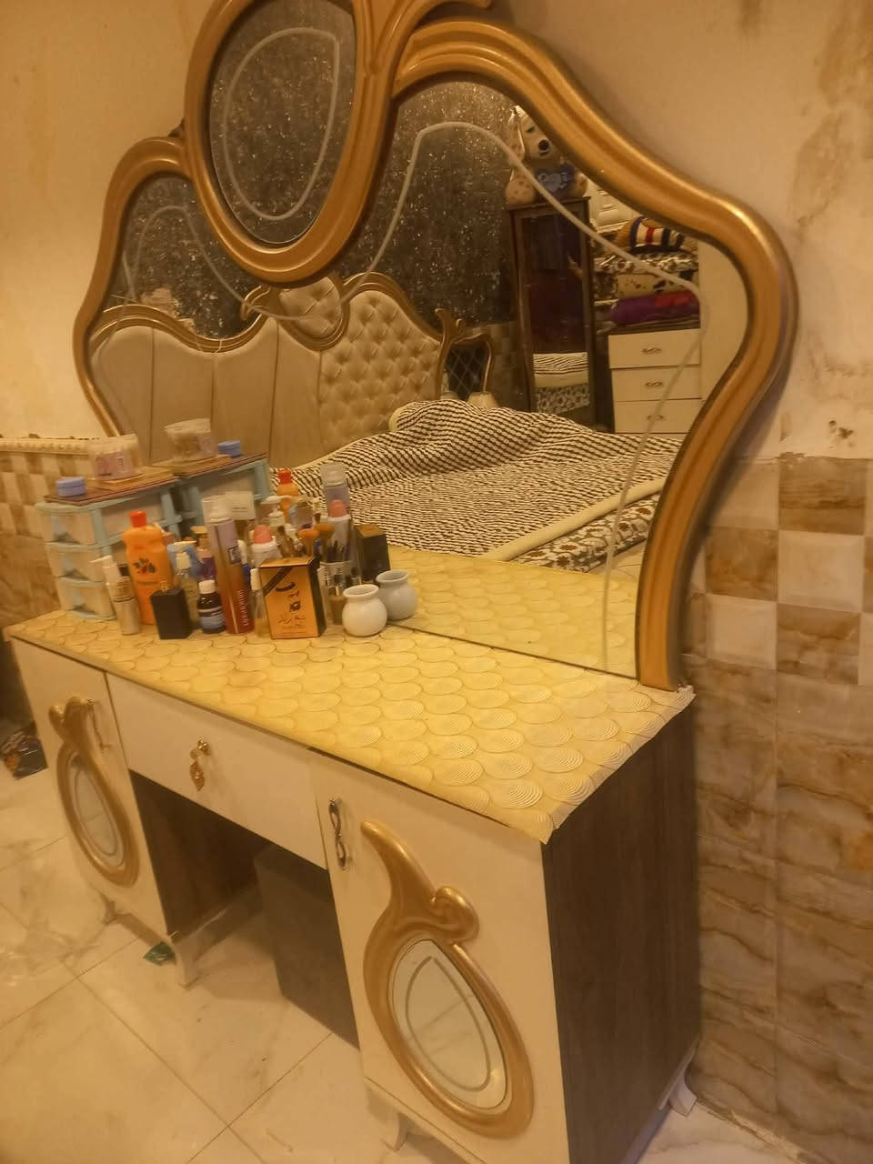 غرفه نوم تركي تضيفه اي ضرر مابيه للبيع الشراي تعال خاص


**إذا كنت صاحب هذا الإعلان وتريد حذفه لأي سبب، رجاءا أرسل رسالة إلى الدعم الفني**