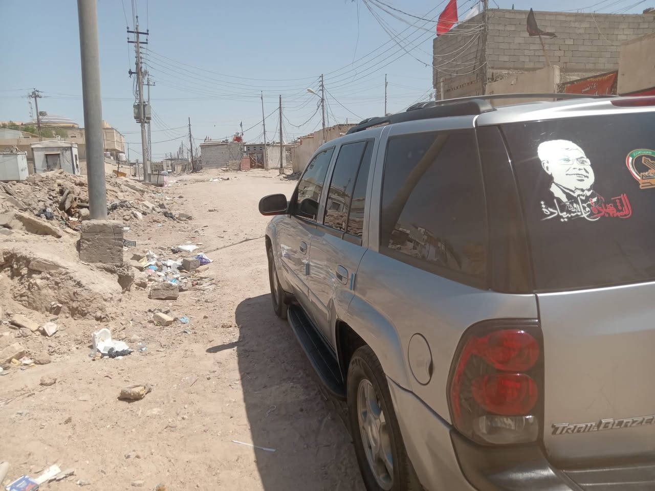 بليز وارد ياباني خليجي ٢٠٠٤ مكفوله من جميع النواحي مكينه كير تبريد بحاله جيد جدا حداديه طخم تاير جديد كهربائيات كلهه شغاله العنوان بصره سعر 90 ورقة رقم ***********
