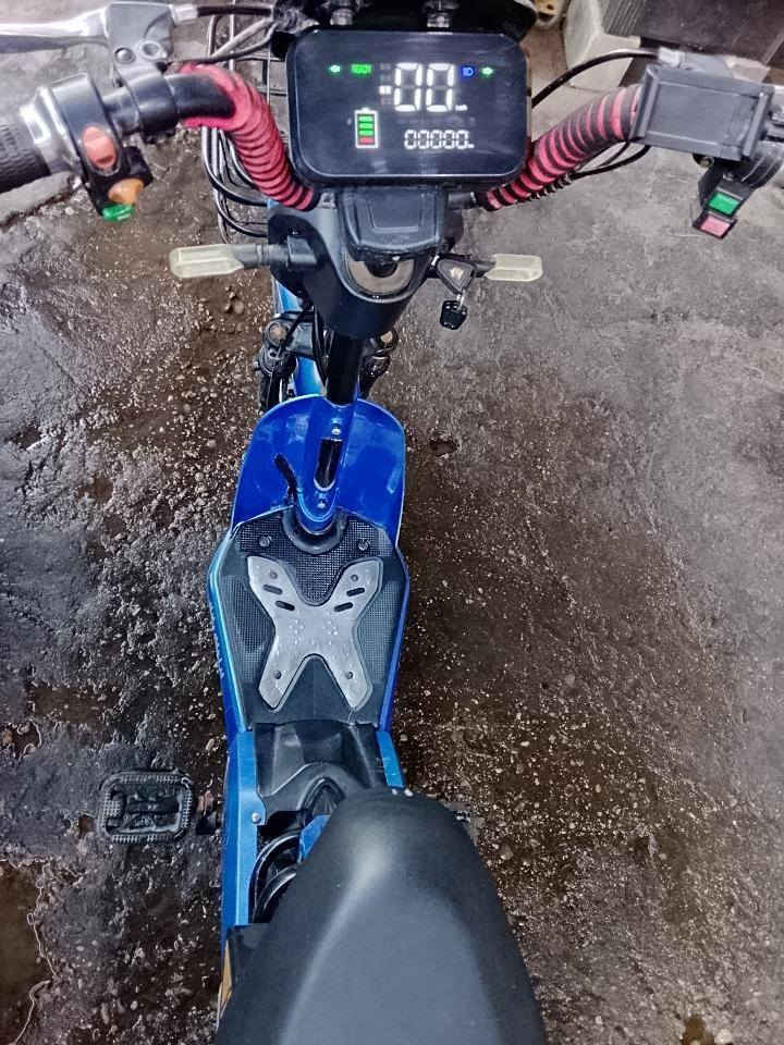 دراجه شحن حجم 16 نظيفه بس بطاريات 2 او 1  يراد لهن تبديل 
سويج 

سرعه 40 

السعر 200 
 
المكان الغدير مقابل شقق زيونه قرب مدرسة المعالي


**إذا كنت صاحب هذا الإعلان وتريد حذفه لأي سبب، رجاءا أرسل رسالة إلى الدعم الفني**