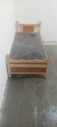 سرير حديد • ٢ قطعة • مشبج