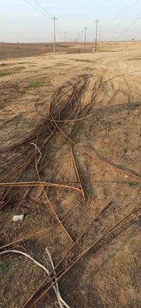 حديد • قرب مول العيسى