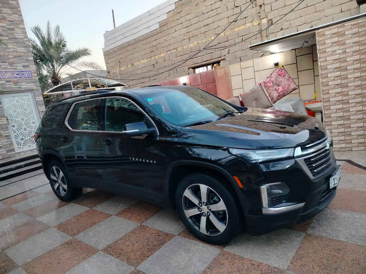 شفروليه ترافرس (LT2) رقم بغداد لون اسود
موديل 2023  فول موصفات 
_وارد امريكي  للبيع 
_لون اسود  مميز 
_ ⚠️ضرر : خلفي بسيط بدون ايرباك ... صور حادث بالمنشور 
 _ شواصي و الغود مكفوله بجم كبس 
_ سياره ممشى 43ml
_محرك 6v مكفول 
_كير مكفول 
موصفات فول عدا فتحه  فئه LT2
_خمس كامرات 5 ـــــ 360 درجه 📷
_كامره خلفيه أثناء قياده 📷
_رادار امامي خلفي جانبي ⚠️
_تنبيه هتزاز في الكشن استشعار رادارات⚠️
_كاميرات جانبيه خلفيه اماميه 📷
_ خمس بصمات ابواب  
_ويل لون سلفر مميز 
 _ دبل جنطة + فتح بثلاث وضعيات ( بصمه _ ودكمه _ واستشعار عند الاقتراب ) 
 _رادار امامي _رادار خلفي _رادار جانبي _توقف ذاتي
_هندبريك دكمه 
 _تبريد ثلاث قطع : 
_ تبريد مقاعد وتدفئه عدد 4 
 _كراسي جلد مميز منفصل vip
_شاشه قاصه
 _مثبت سرعه
 _تحكم استيرن + تدفئه استيرن + استيرن كهرباء 
_ تحديد مسار +تشغيل عن بعد 
 _جنطه كهرباء (هايدروليك )
 _ مرايات كهرباء شفط + تحكمات 
_كشنات كهرباء + (خزن ميموري)  
_ تحديد نقاط عمياء
_سماعات Bose دمام +مضخم فول صوت 
_*سياره جديده رقم بغداد 
_تحول ثاني يوم بأسم المشتري 
سياره جديده بمعنى الكلمه  
 *السعر_ اتصال او تواصل واتساب لمعرفه باقي تفاصيل  
مكان البصره  ابي الخصيب 
الاستفسار الاتصال ***********
