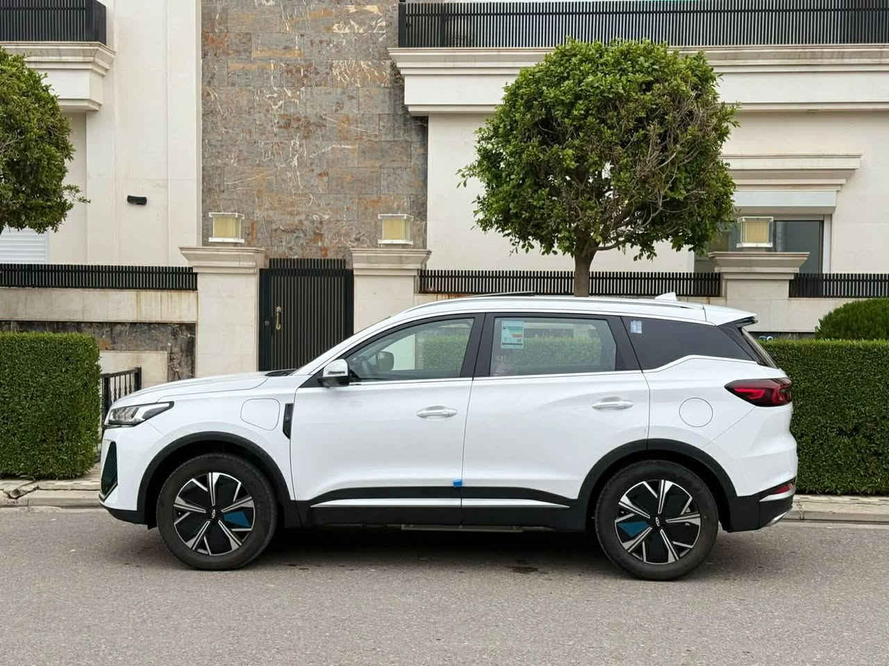 chery tiggo 7 pro e+ 2024 شیری تیکو 7 برو
سیارە کهربائی شحن منزلی و بنزین و هایبرید فول مواصفات ضمان شرکە زیرو ما ماشیە سیارە مکفولە کفالە عامە سعر 185 ورقە رقم سیارە بشرط تحویل و کل شیء
حرە و رقم اربیل من اربیل *********** واتساب
سێ نیزامە کارەبایی هایبرید و بەنزین زەمانی شەریکە 
مواسفات فولە پانۆراما بەسمە شغال کوشن جلد و شاشە گەورە و گێچ الکترونی و کامل مواسفات
سەیارەکە سفر کیلومترە تەنیا 1 هەزار رۆیشتووە
بێ بۆیاغ و شوخت بەشەرتە هیچی نیە
هەموو شتی تازەیە و بەشەرتی تحویل و غرامە و هەموو شتێک 
سعر 185 وەرەقە و مجال
***********
