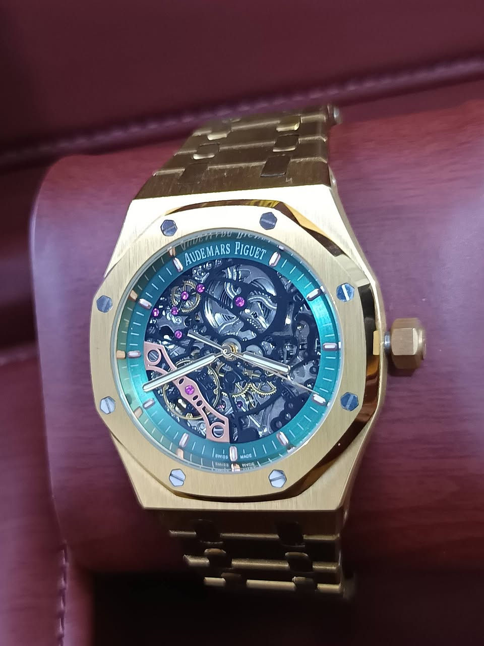 السلام عليكم متوفر ساعات الاغلب أوتوماتيك اسعارهن مناسبات للاستفسار اكثر راسلوني خاص أو على هذا رقم واتساب ***********
