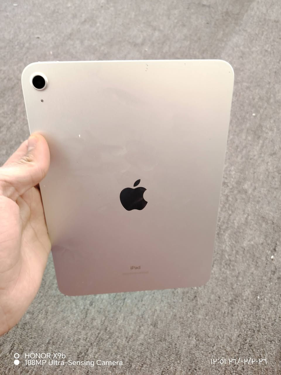 سلام عليكم
ايباد 10 ذاكره 64 بطاريته تطلع بل 90 ملحقاته كارتونه فقط ستخدام شخصي أو جهاز كلش نضيف سعره 370 بي مجال شي بصيط مكاني كربلاء حي لامامين رقمي ***********  متواجد واتس
