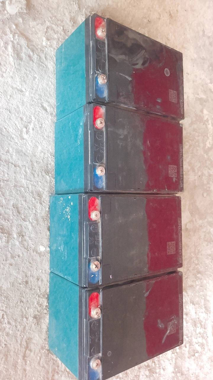 بطاريات جدد مستعملات اسبوع واحد وسعر مناسب


**إذا كنت صاحب هذا الإعلان وتريد حذفه لأي سبب، رجاءا أرسل رسالة إلى الدعم الفني**