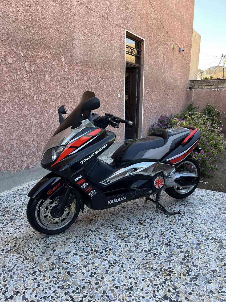 TMAX2008 نوزل  الدراجة كفالة وكاملة من البرغي للبرغي  الدراجة تزويدهة اصلي   الدراجة بحالة الوكالة السعر 19  للاستفسار *********** المكان بغداد شارع عدن
