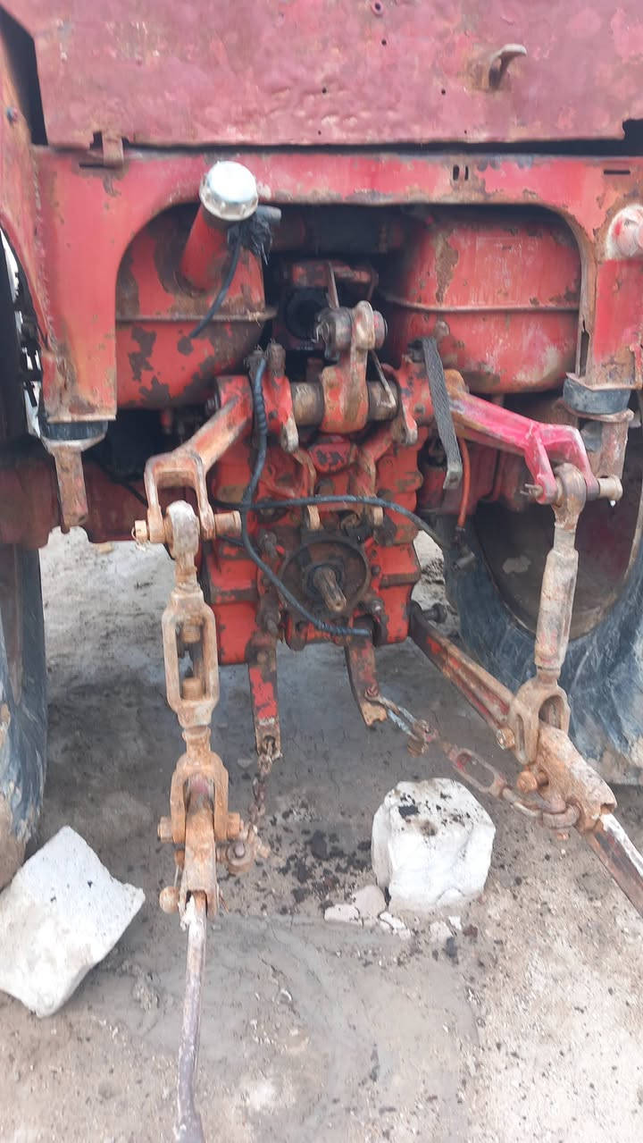 يالله كاروبات  لبيع عدد ٢  ارقام وسنويه  لي رقمه بصره  مويدل ٢٠٠٢ عله وضع لشريكه كير اكسن محرك صدر شرط برقي مامفتوح بيه  لثانيه لي رقمه ميسان   فقط  بس محركه مجفت جديد لمكان لناصريه  *********** وتساب خاص   ***********
