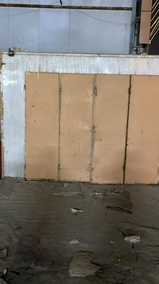 كرفان (بدي) معزول ومساحة واسعة جداً من الداخل مع رفوف داخلية جاهزة. مثالي لخزن البضائع أو استخدامه كغرفة خارجية للمعدات. مكاني بغداد للاتصال ***********
