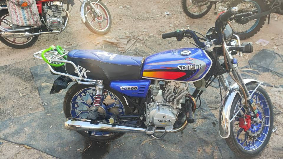 ماطور سافيني 200cc جديد ميحتاج شي موديل 2025 كامل منافيس أربيل, العراق


**إذا كنت صاحب هذا الإعلان وتريد حذفه لأي سبب، رجاءا أرسل رسالة إلى الدعم الفني**