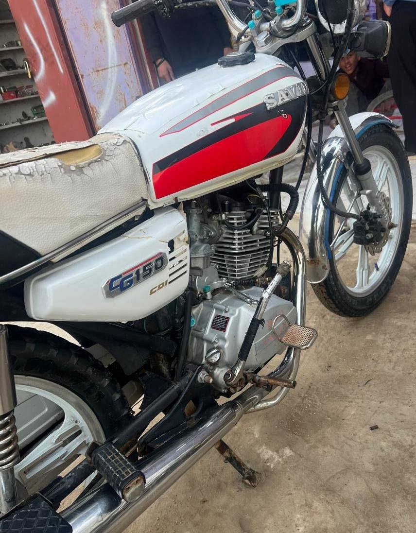 سيفان 2021 بلادي ايشي ما مبدل بيها كله مختم أوراق سكنر  السعر 450 للاستفسار ***********
