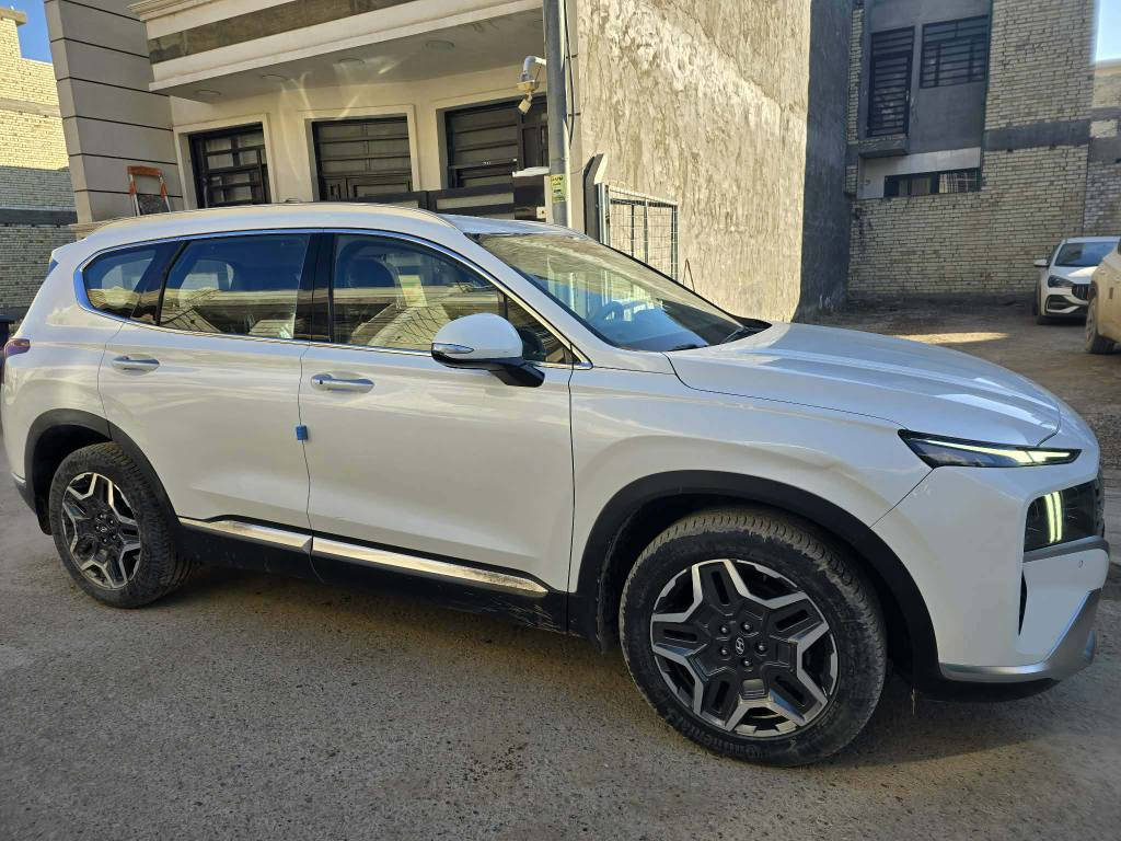 السلام عليكم ورحمة الله
سنتافيا للبيع موديل 2024 خليجي مكفولة كفالة عامة ماشية 15 الف يوجد فقط رصعة في الجامغ الامامي اليمنى كما موضح بالصورة محرك V6 3500 وباقي التفاصيل بالمنشور داخل الصور سعرها42 مليون دينار وبيها مجال قليل مكان السيارة بغداد الدورة / حي دجلة للتواصل الاتصال ع الرقم التالي
*********** بغداد, العراق
