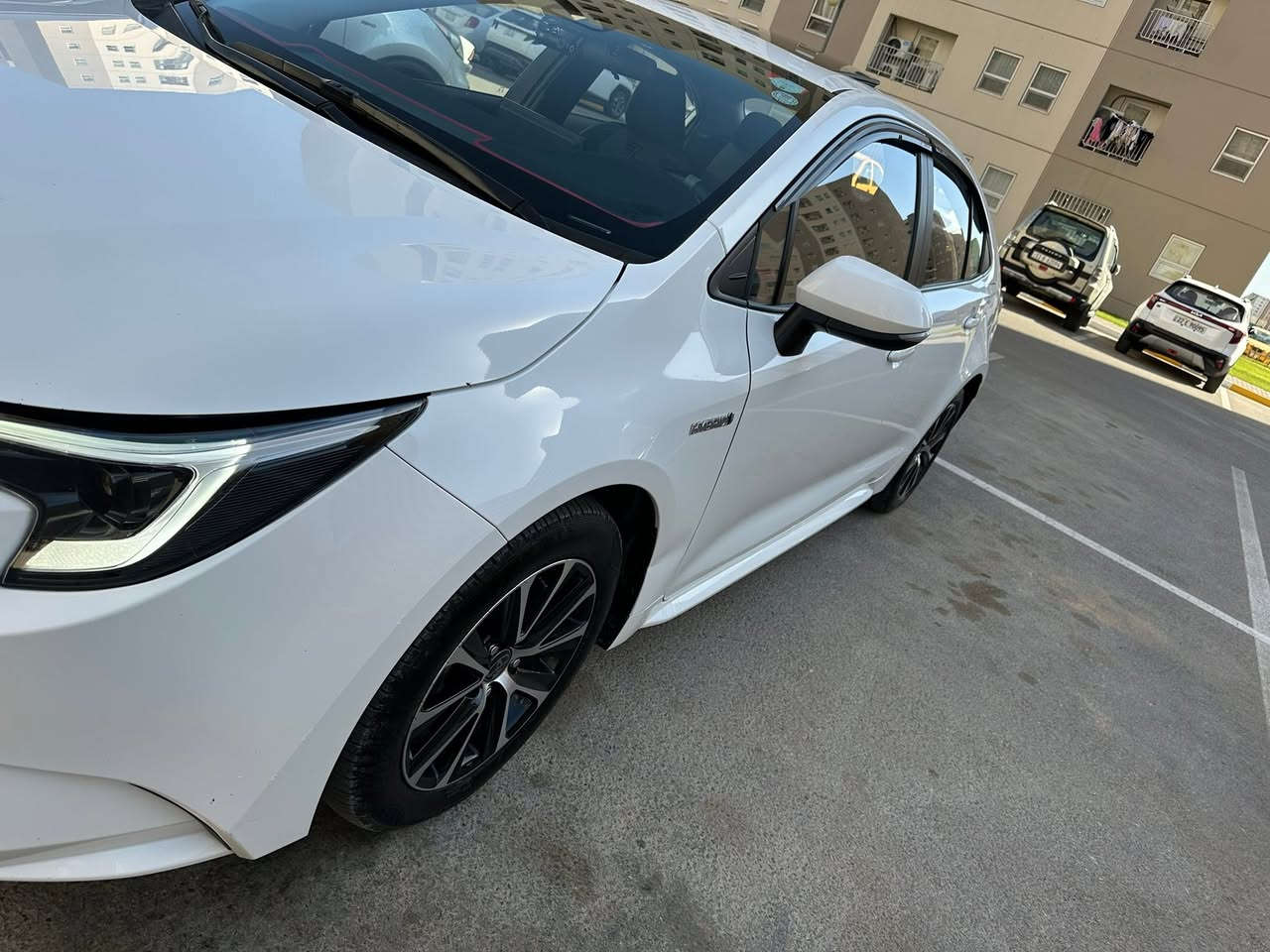 🚘 للبيع كورولا هايبر 2024 (صيني شكل الأمريكي)
✅ كلين بدون حوادث
✅ مكفولة
✅ رقم شمالي
✅ السيارة باسمي والتحويل خلال يوم واحد
✅ محرك 1800 سي سي
✅ ماشية 70 ألف كم

المواصفات:
✔️ فتحة سقف
✔️ تبريد قطعتين
✔️ بصمتين (تشغيل + فتح الأبواب)
✔️ مقاعد مخمل
✔️ كاميرا خلفية
✔️ تحكم كامل من الستيرن
✔️ السيارة كاملة وجاهزة ولا تحتاج أي مصروف

الملاحظات:
🔹 فقط بعض الشخطات البسيطة في الدعاميات الأمامية والخلفية.

💰 السعر: 153$ بيها مجال قليل.

📞 للاستفسار:
***********
