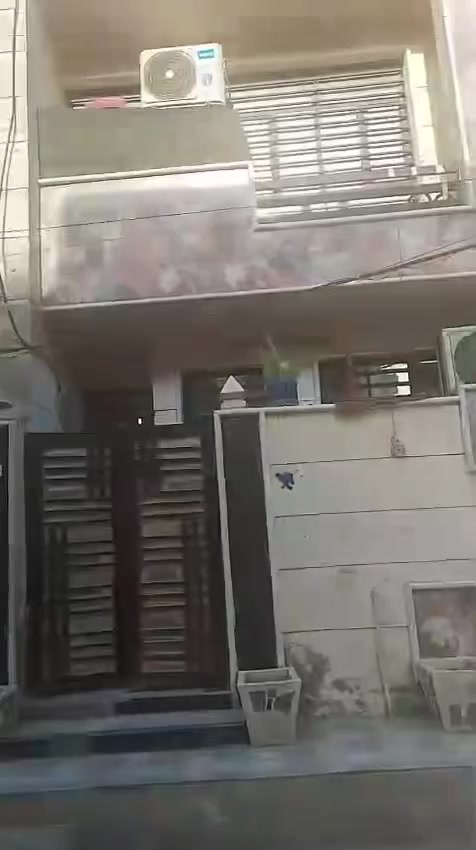 اللهم صل على محمد وال محمد
👑رمضان كريم على الجميع

👈٥٠ متر طابقين غرفتين نوم البلديات منطقة ضياء الحلفي جاهزه بلكامل بدون نواقص طابقين ونص. 

خدمات كامله طابو زراعي سند 25 اقرار محكمه خاص ***********
