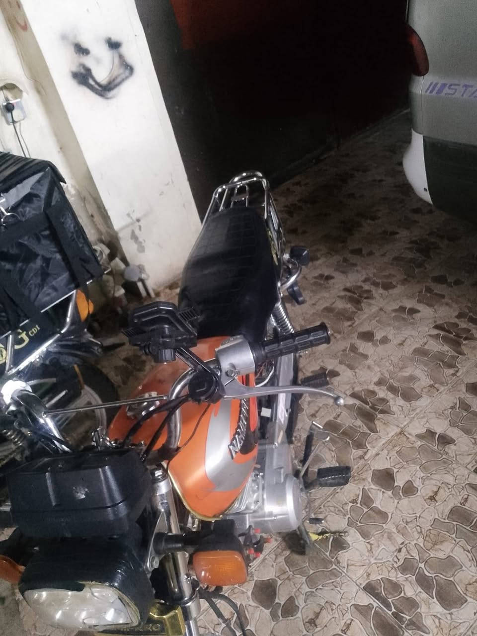 4كير موديل 21محرك لا صوت لا صرف لا بخار فقط لاستيك ولف 
ايشاير بكلايت نشرات عالي ناصي كله شغال سعره375 وبي مجال كلش قليل


**إذا كنت صاحب هذا الإعلان وتريد حذفه لأي سبب، رجاءا أرسل رسالة إلى الدعم الفني**
