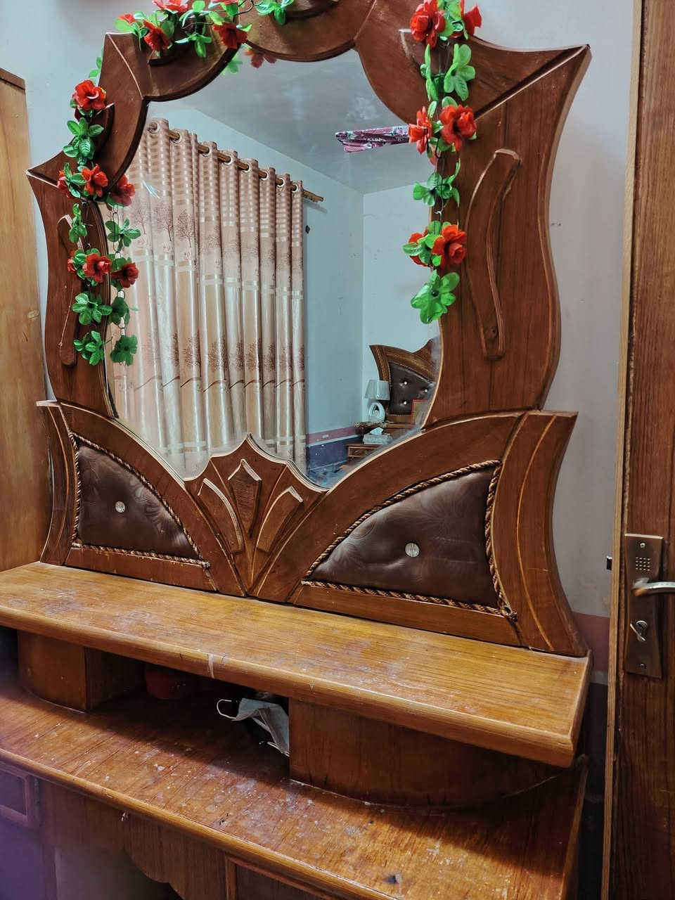 غرفه نوم للبيع مع دوشك جربايه


**إذا كنت صاحب هذا الإعلان وتريد حذفه لأي سبب، رجاءا أرسل رسالة إلى الدعم الفني**