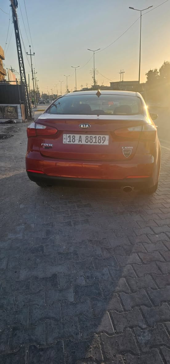 س ع فورتي مديل ٢٠١٦
لون ماروني رقم بابل الجديد لسياره مكينه كير حداديه تخم تاير تبريد تدفئه جاهزه السياره فول موصفات ماعده البصمه والفتحه بيها بس نص من باب السايق وجاملغ بارد فقط مكاني كربلاء مامتواجد ع فيس ***********
