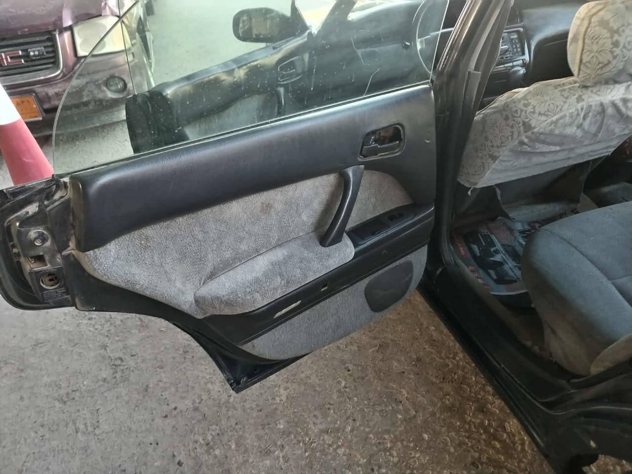 سلام عليكم بطه متصل موديل 91 مكفوله سياره من الكص ونقل الجثه وضربه رقم نجف صارله سنه من صاقطه  مكينه وكير حلوات بس دخانه اول صبح وتكطع
حداديه تخم تاير جدد غرفه ودشبول حلوات
منضومت التبريد كلها موجوده عوزها بس غاز
سياره عارضيه ب٤٤ وبيه مجال بصيط***********
